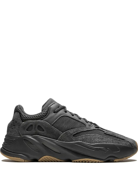 Adidas Yeezy 700